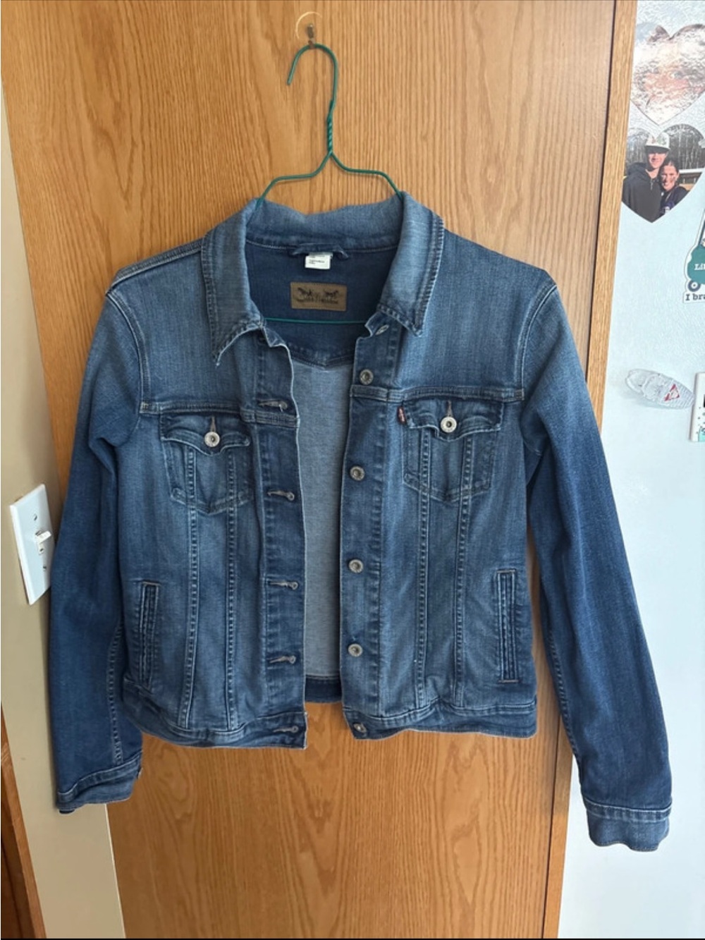 Levi's Women's Faded Blue Denim Trucker Jacket
